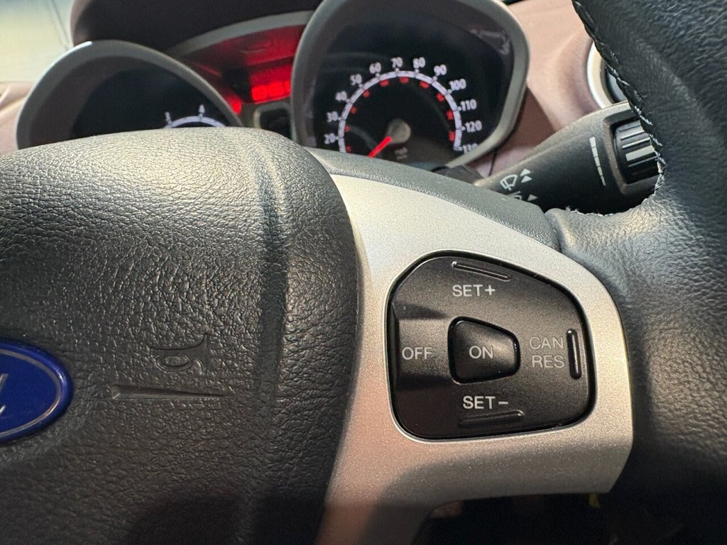 Used Ford Fiesta 2011 for sale - 76950445: Photo 44