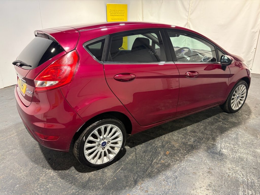 Used Ford Fiesta 2011 for sale - 76950445: Photo 9
