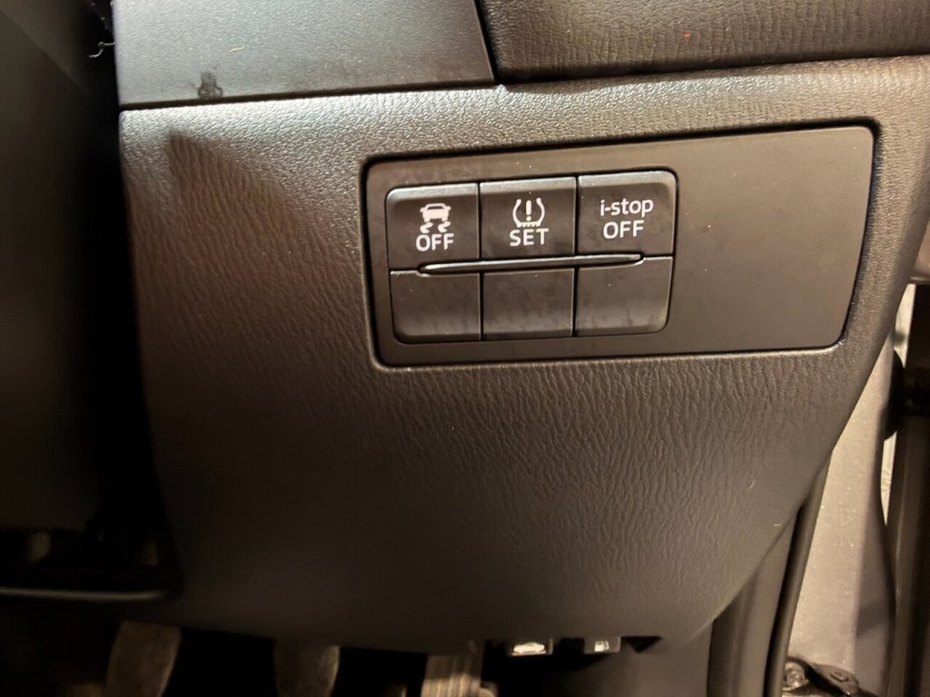 Used Mazda Mazda3 2014 for sale - 78212414: Photo 38