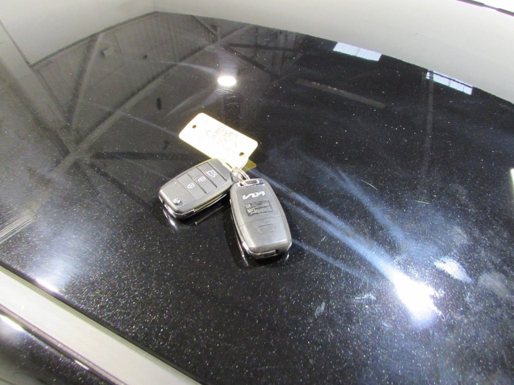 Used Kia Picanto 2023 for sale - 76106136: Photo 35