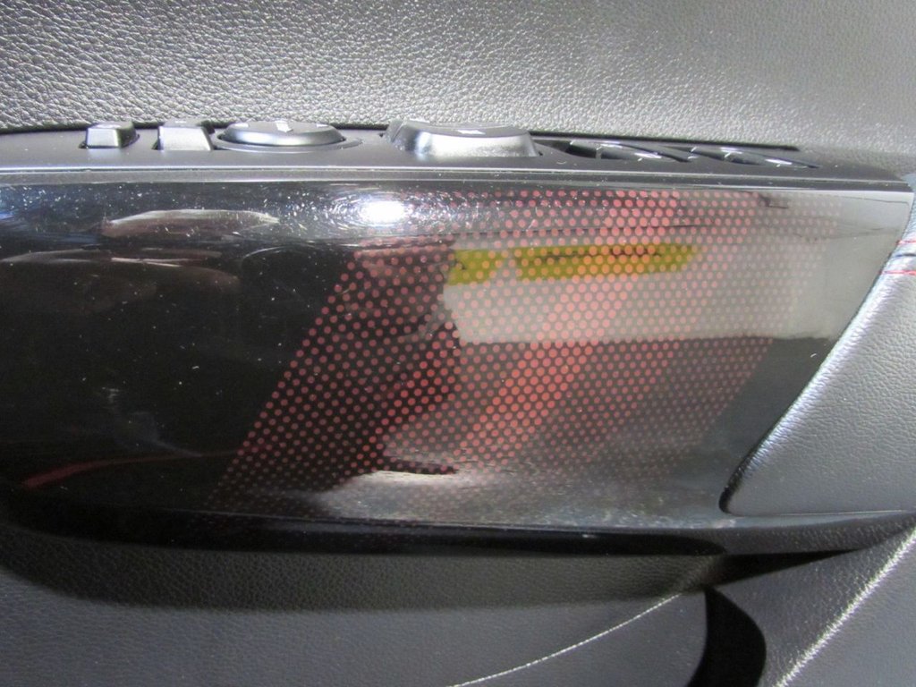 Used Kia Picanto 2023 for sale - 76106136: Photo 38