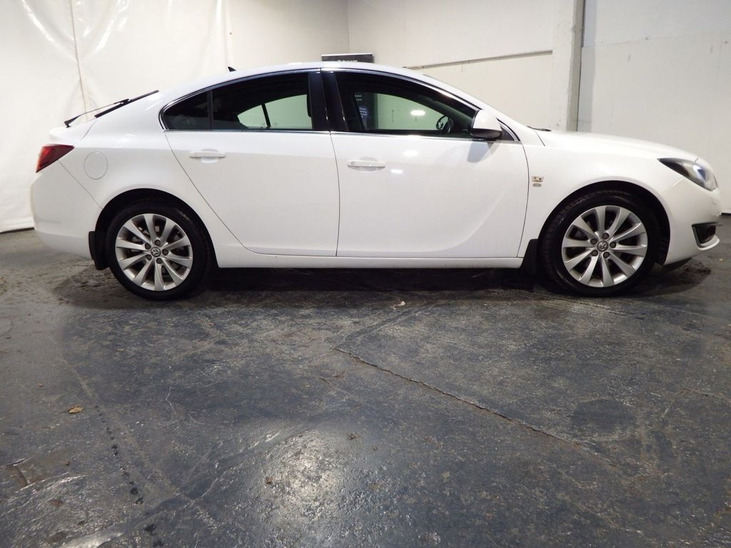 Used Vauxhall Insignia 2015 for sale - 77064977: Photo 11