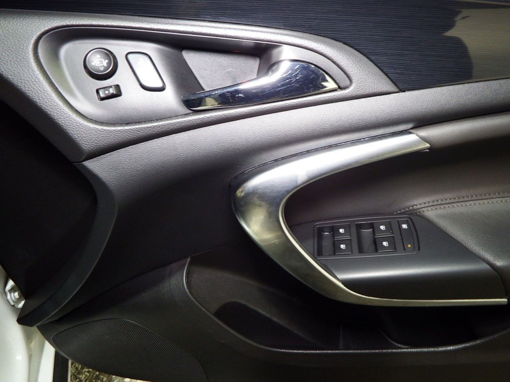 Used Vauxhall Insignia 2015 for sale - 77064977: Photo 39