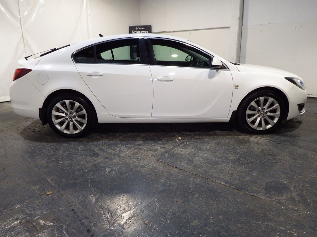 Used Vauxhall Insignia 2015 for sale - 77064977: Photo 7