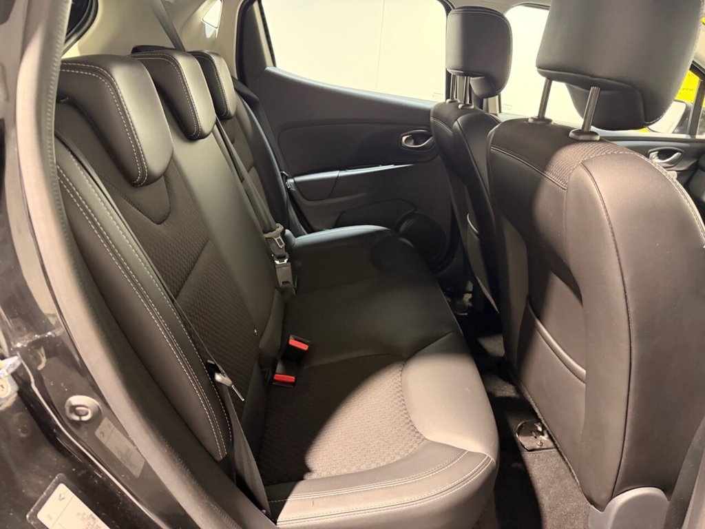 Used Renault Clio 2017 for sale - 77976515: Photo 14