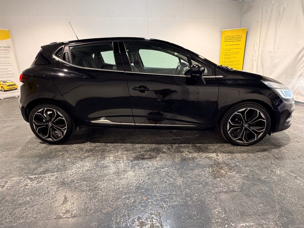 Used Renault Clio 2017 for sale - 77976515: Photo 19