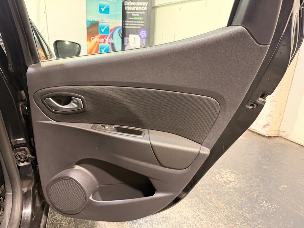 Used Renault Clio 2017 for sale - 77976515: Photo 23