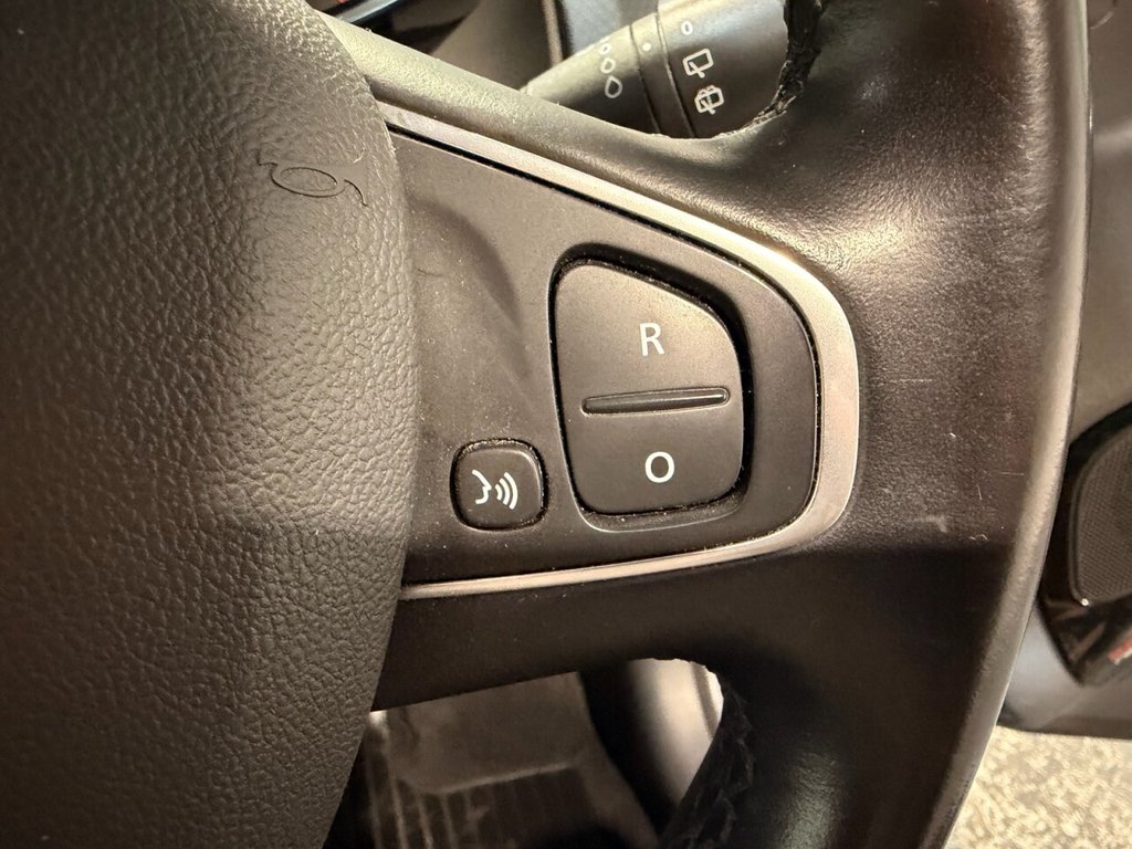 Used Renault Clio 2017 for sale - 77976515: Photo 30