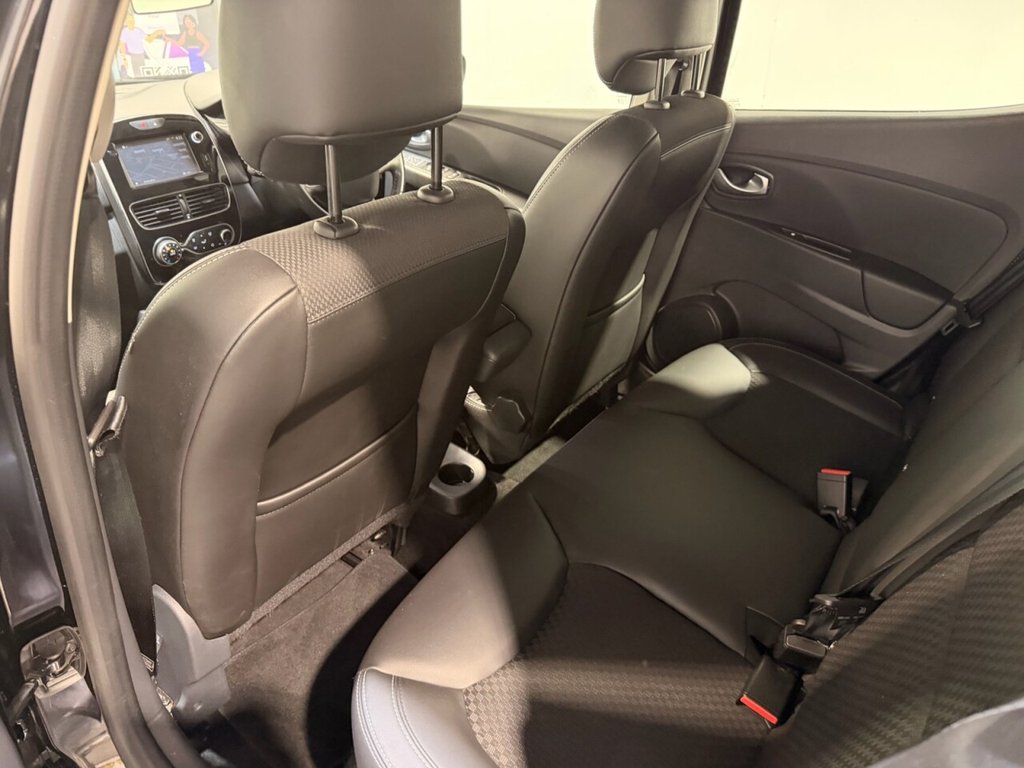 Used Renault Clio 2017 for sale - 77976515: Photo 39