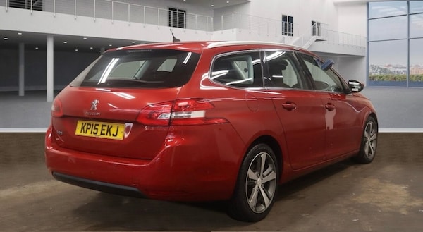 Used Peugeot 308 2015 for sale - 76317134: Photo 2