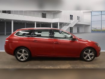 Used Peugeot 308 2015 for sale - 76317134: Photo 4