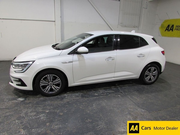 Used Renault Megane 2021 for sale - 75009741: Photo 2