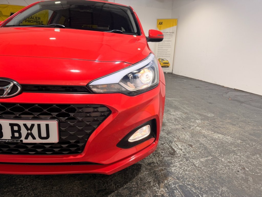 Used Hyundai i20 2018 for sale - 77642657: Photo 25