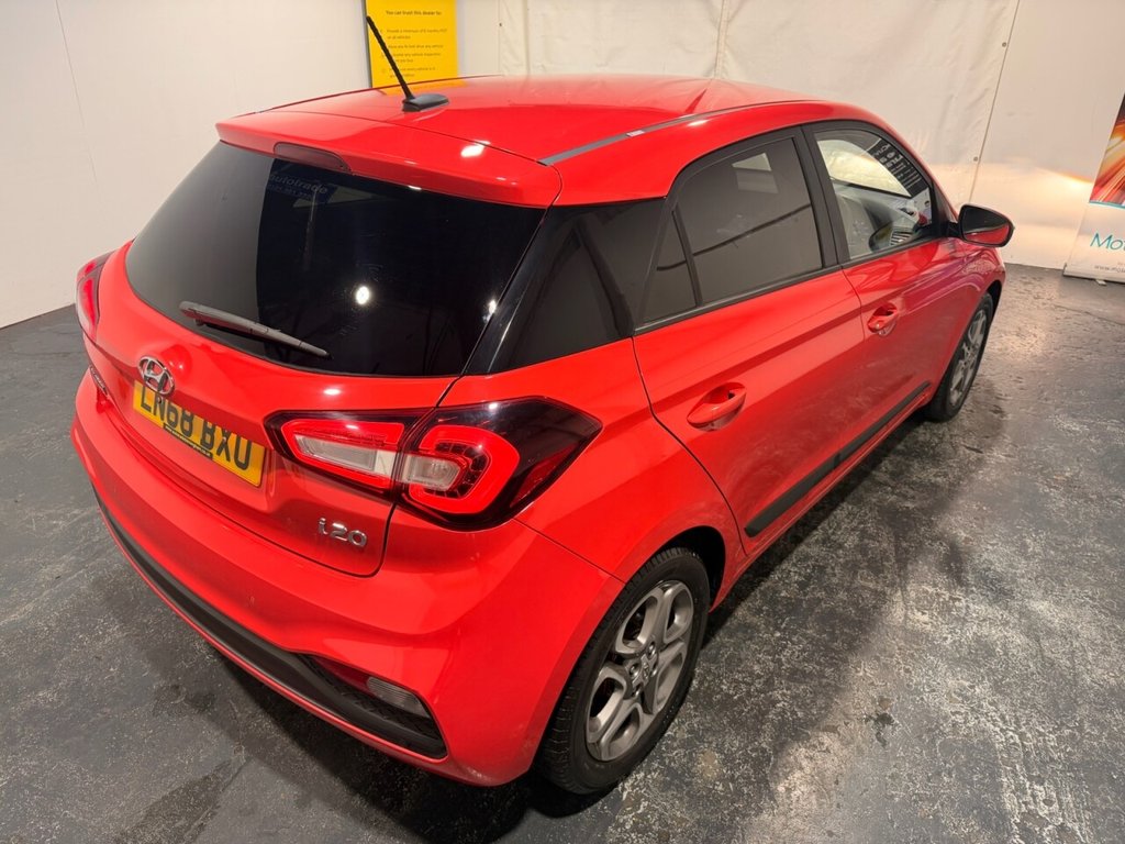 Used Hyundai i20 2018 for sale - 77642657: Photo 31
