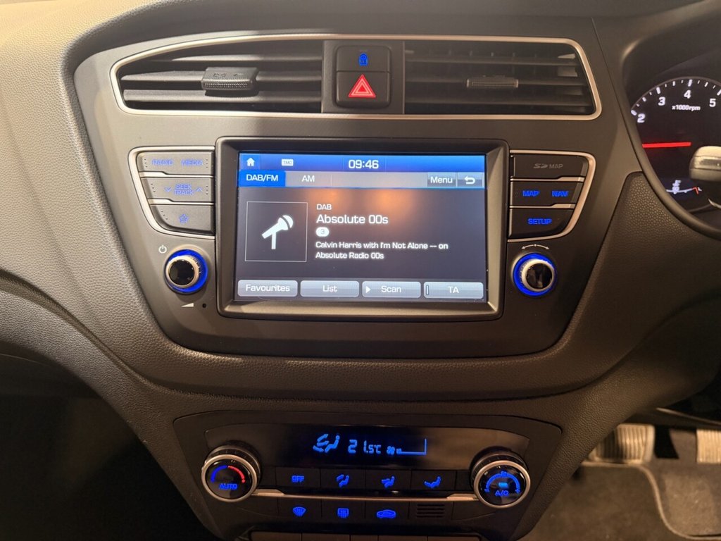 Used Hyundai i20 2018 for sale - 77642657: Photo 37