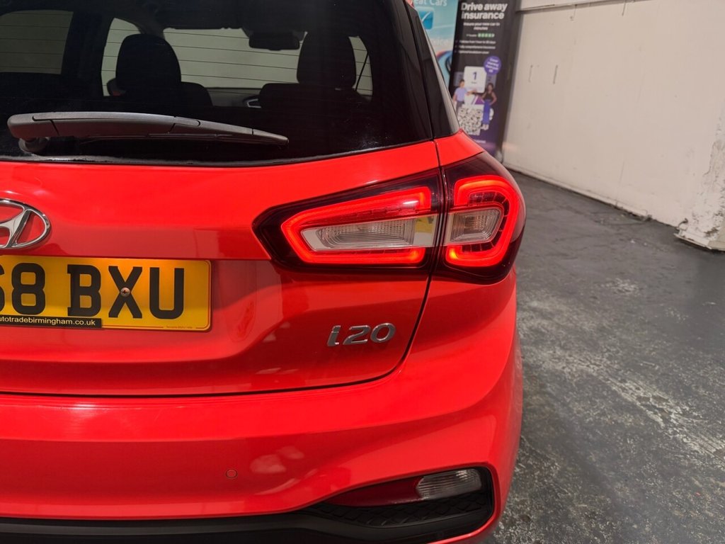 Used Hyundai i20 2018 for sale - 77642657: Photo 48