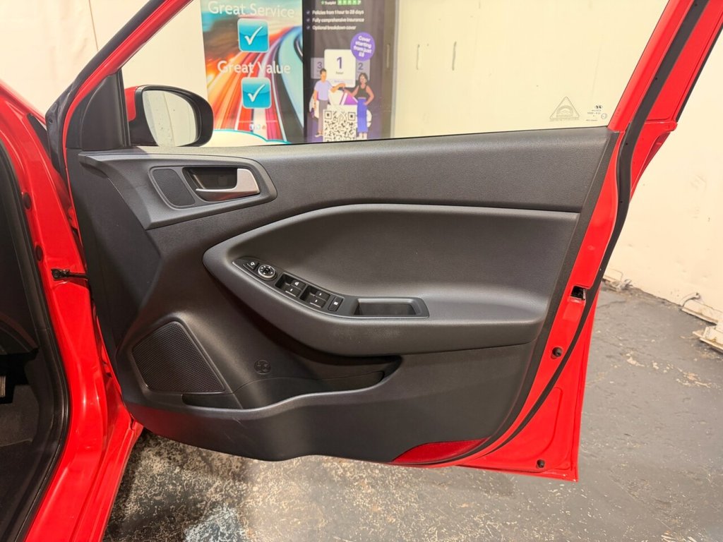 Used Hyundai i20 2018 for sale - 77642657: Photo 49