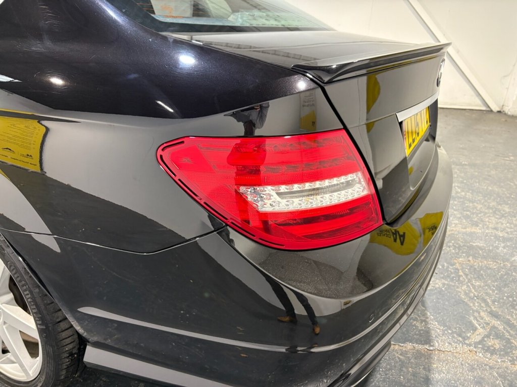 Used Mercedes-Benz C Class 2015 for sale - 77287446: Photo 31