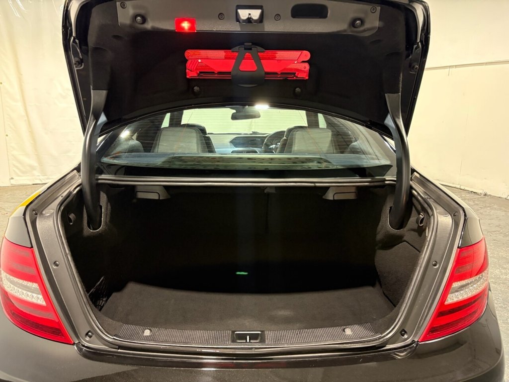 Used Mercedes-Benz C Class 2015 for sale - 77287446: Photo 36