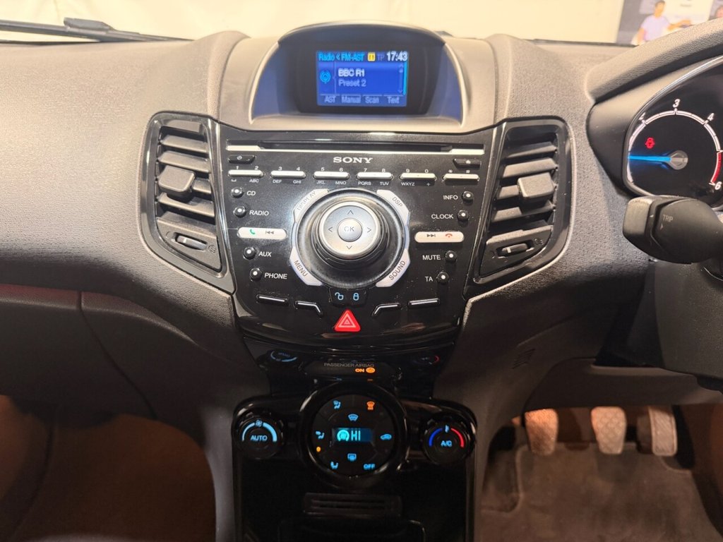 Used Ford Fiesta 2013 for sale - 77288235: Photo 49