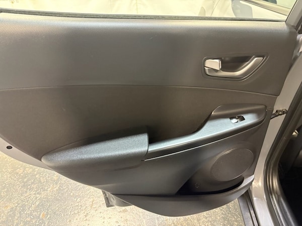 Used Hyundai KONA 2018 for sale - 76256377: Photo 47