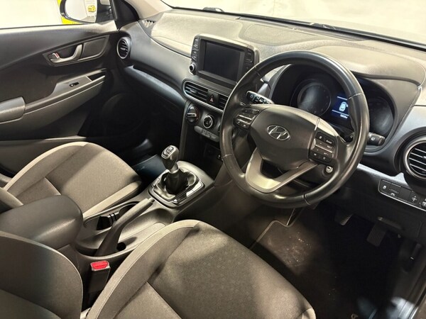Used Hyundai KONA 2018 for sale - 76256377: Photo 4