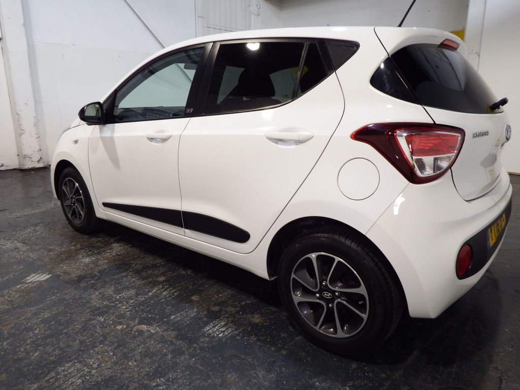 Used Hyundai i10 2018 for sale - 76631991: Photo 18