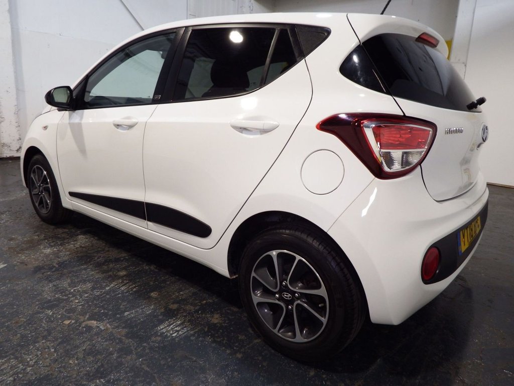 Used Hyundai i10 2018 for sale - 76631991: Photo 19
