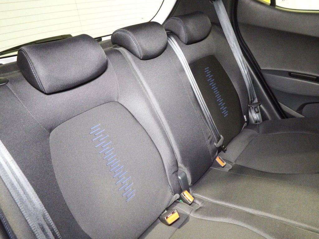 Used Hyundai i10 2018 for sale - 76631991: Photo 32