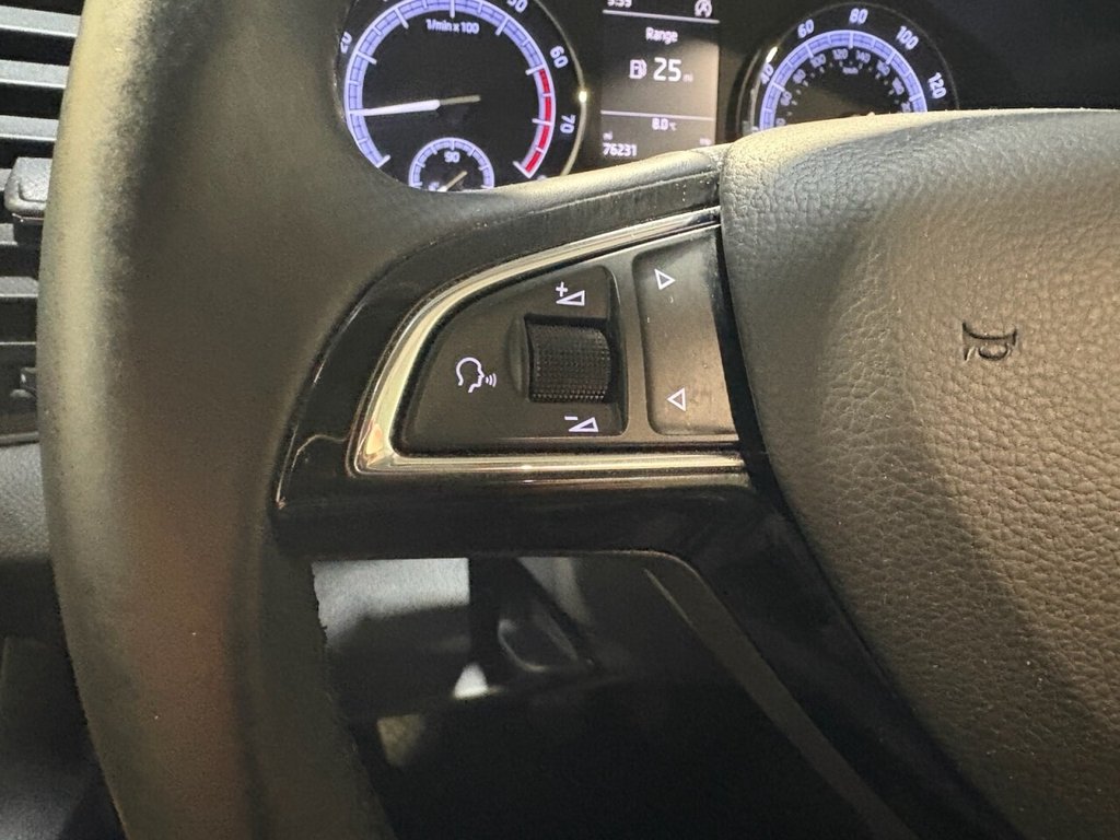 Used Skoda Karoq 2018 for sale - 77302055: Photo 40