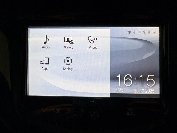 Used Vauxhall ADAM 2013 for sale - 76317206: Photo 9