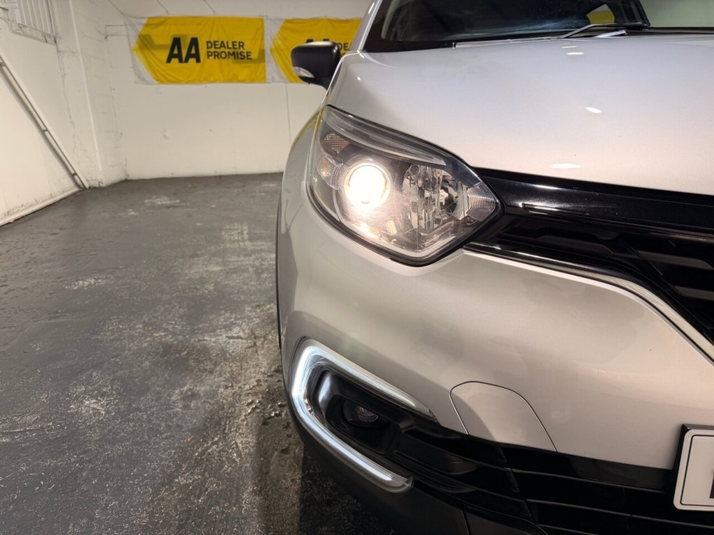 Used Renault Captur 2018 for sale - 77212537: Photo 41