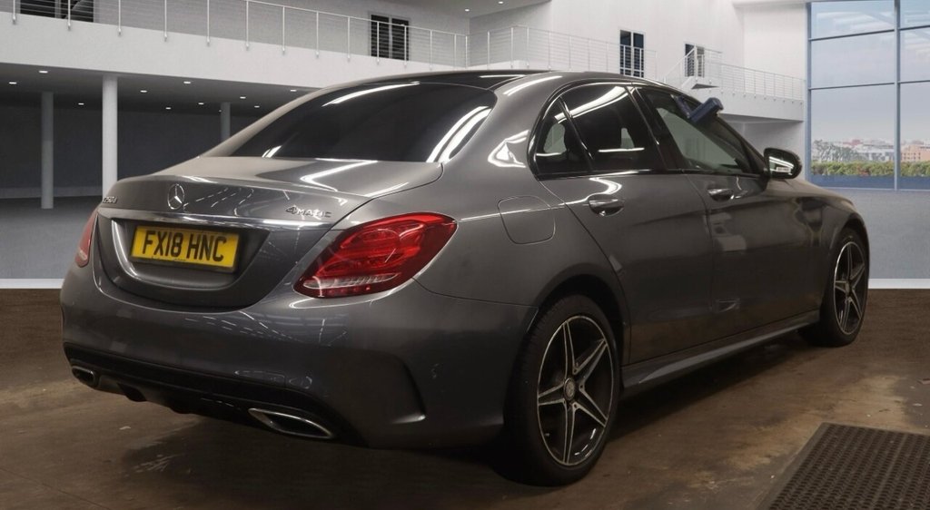 Used Mercedes-Benz C Class 2018 for sale - 77967450: Photo 2