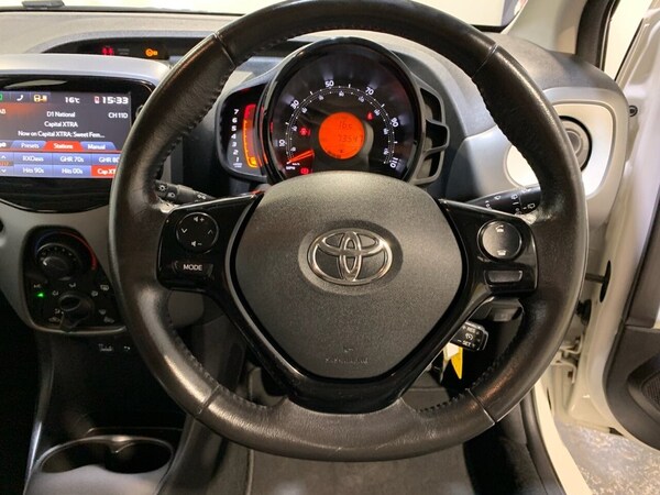 Used Toyota AYGO 2018 for sale - 76105970: Photo 10