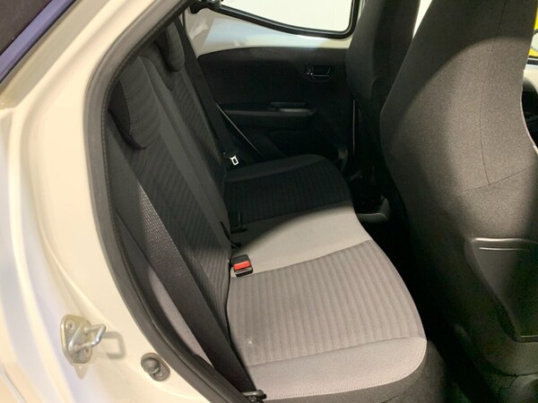 Used Toyota AYGO 2018 for sale - 76105970: Photo 19