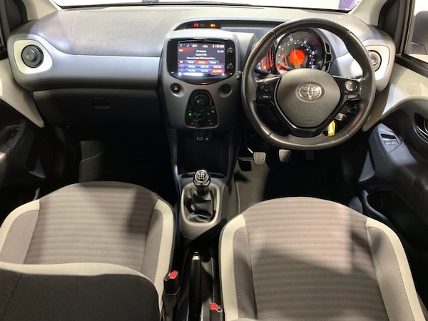 Used Toyota AYGO 2018 for sale - 76105970: Photo 21