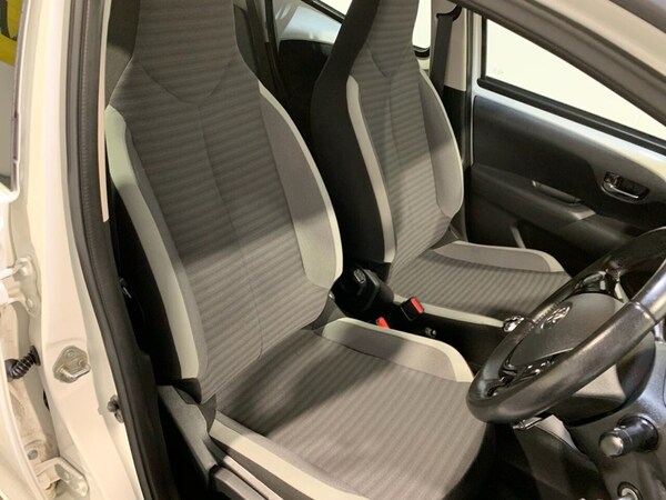 Used Toyota AYGO 2018 for sale - 76105970: Photo 50