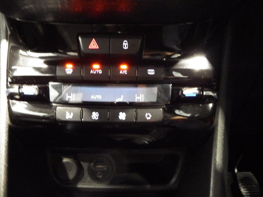 Used Peugeot 2008 2017 for sale - 76304321: Photo 40