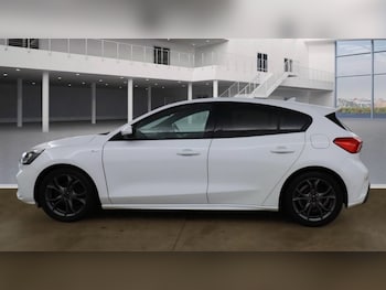 Used Ford Focus 2019 for sale - 76655305: Photo