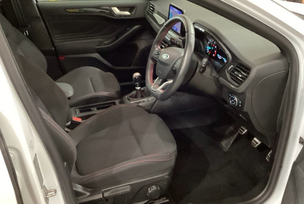 Used Ford Focus 2019 for sale - 76655305: Photo 5