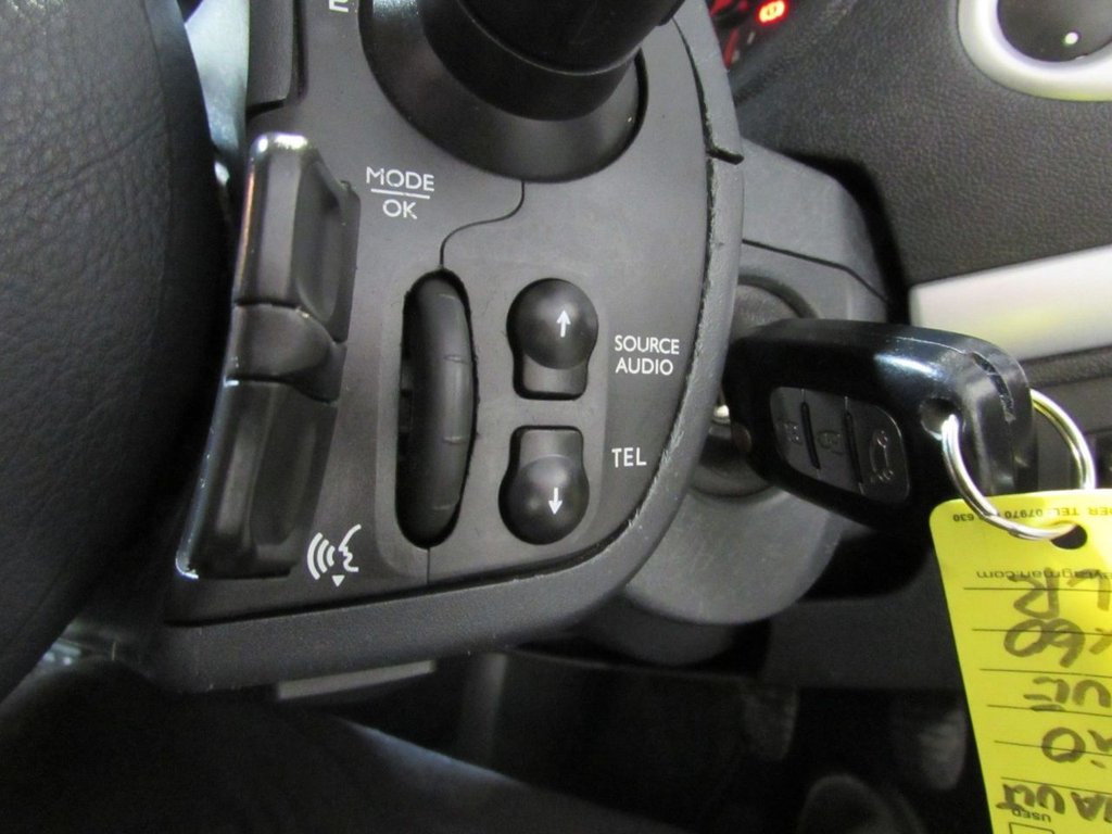 Used Renault Clio 2010 for sale - 77341680: Photo 33