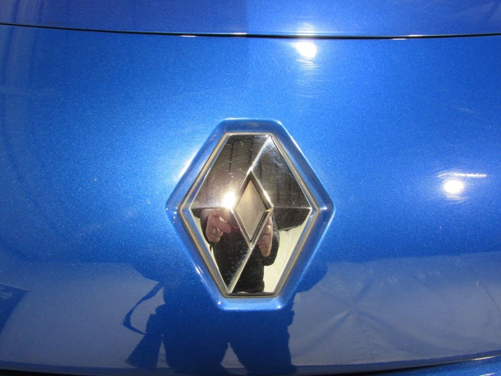 Used Renault Clio 2010 for sale - 77341680: Photo 48