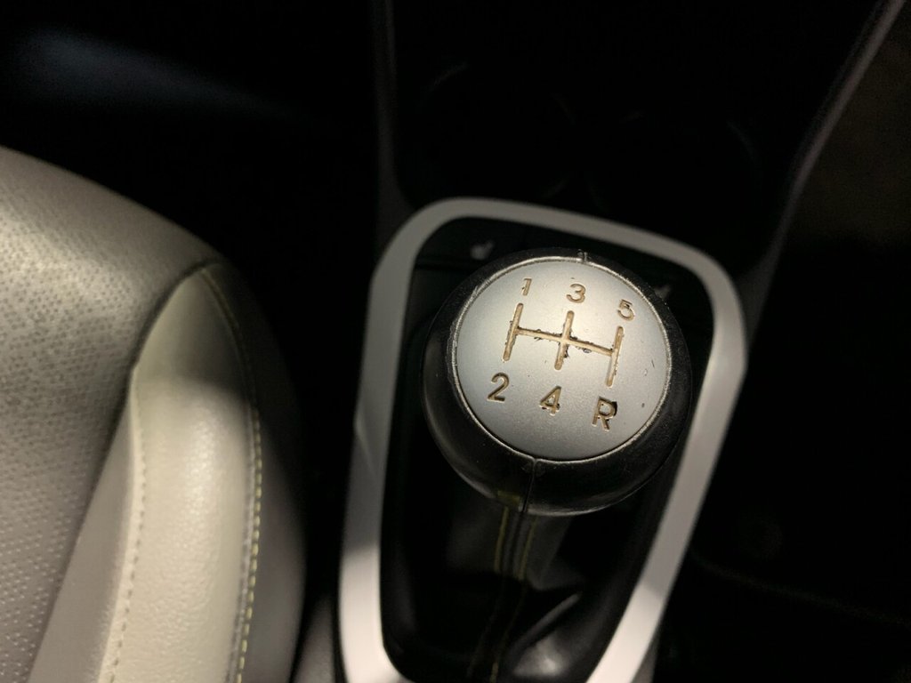 Used Kia Picanto 2018 for sale - 76010388: Photo 23