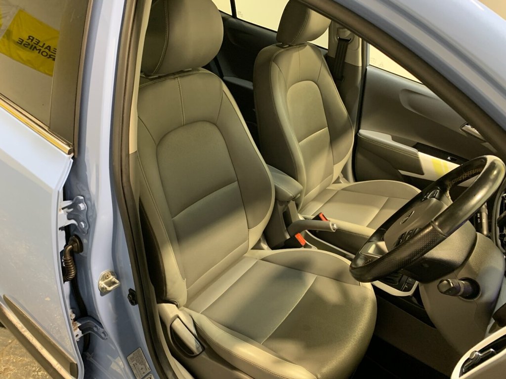 Used Kia Picanto 2018 for sale - 76010388: Photo 40