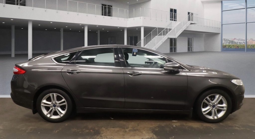 Used Ford Mondeo 2015 for sale - 76496507: Photo 8