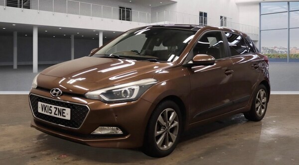 Used Hyundai i20 2015 for sale - 76256228: Photo 2