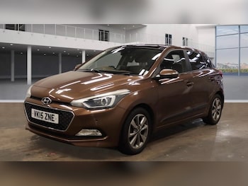 Used Hyundai i20 2015 for sale - 76256228: Photo 2