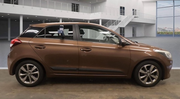 Used Hyundai i20 2015 for sale - 76256228: Photo 4