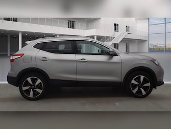 Used Nissan Qashqai 2015 for sale - 75727611: Photo