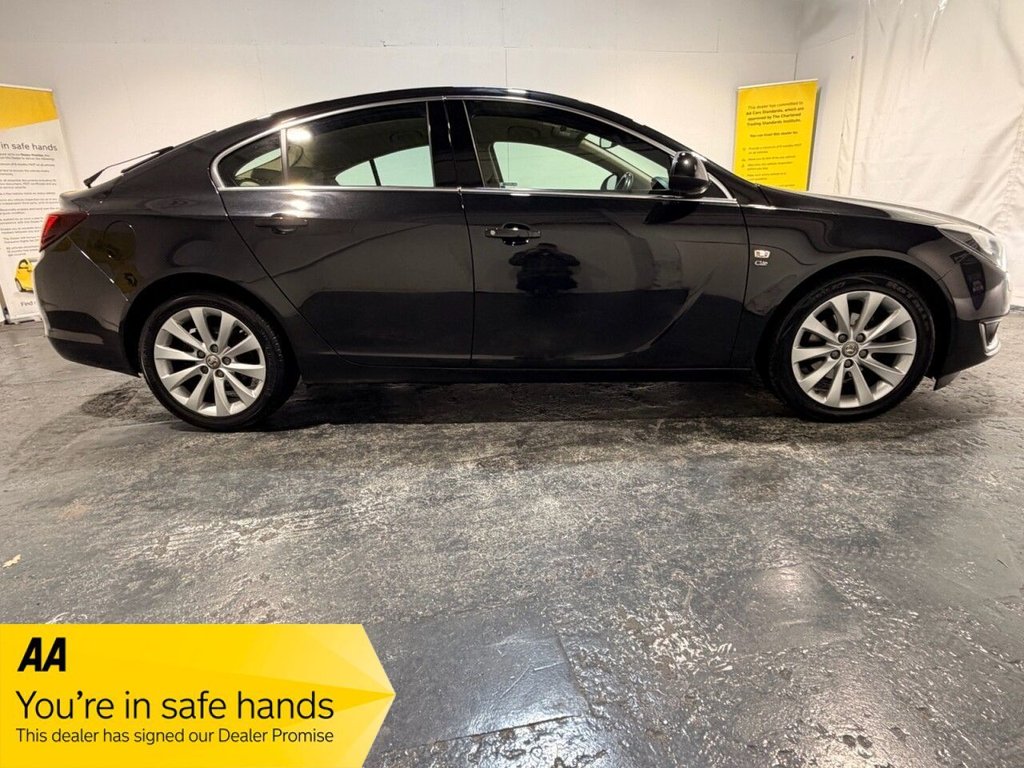 Used Vauxhall Insignia 2016 for sale - 77121977: Photo 2